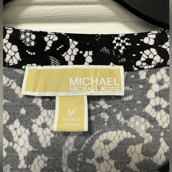 Michael Kors top - Picture 3 of 4